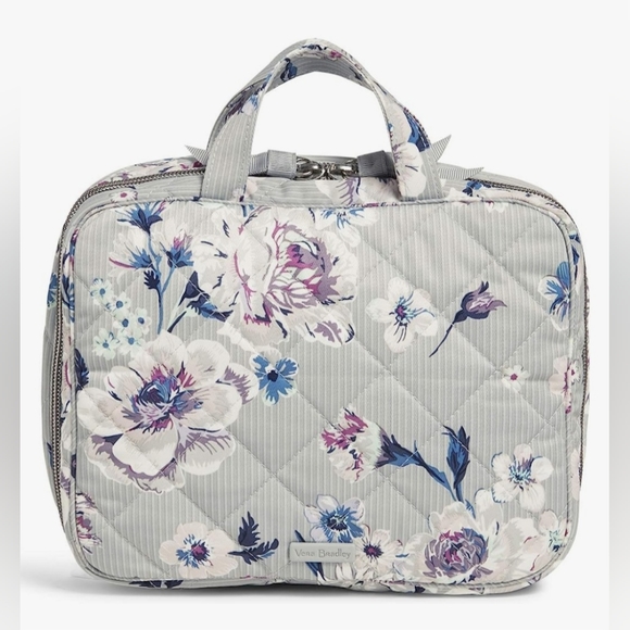 Vera Bradley Accessories Vera Bradley Iconic Compact Zip Hanging